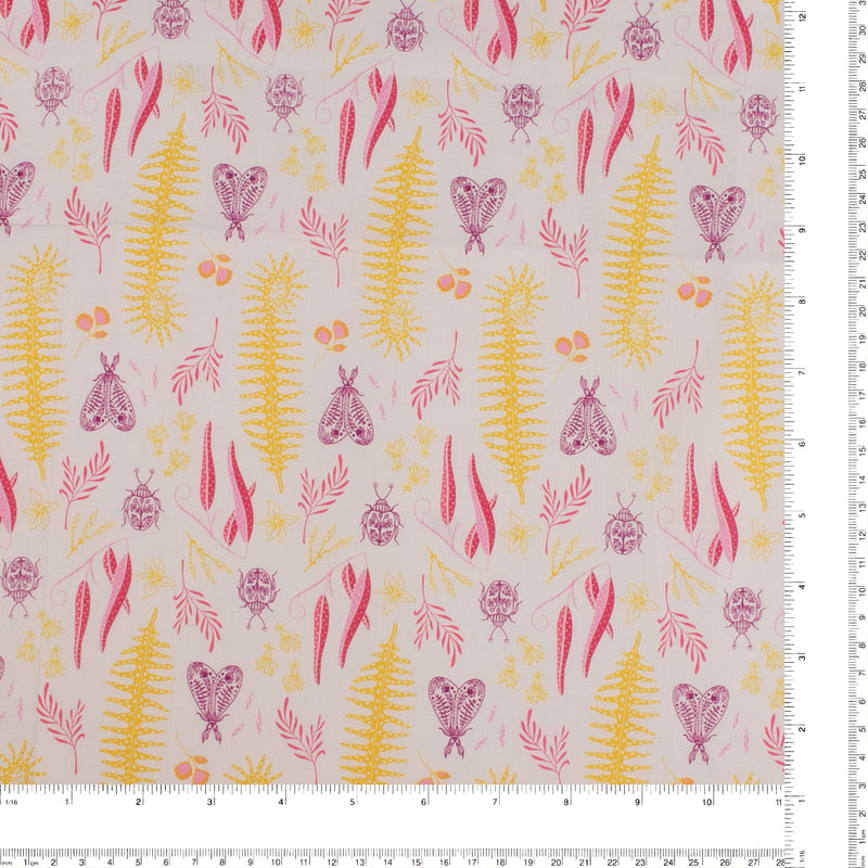 WINDHAM TREASURES - Printed Cotton - 017 - Light Pink