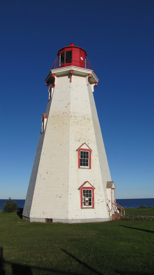 Panmure_Head_Lighthouse%2C_Lighthouse_Rd%2C_Prince_Edward_Island_-_panoramio_%282%298x8 Sample.