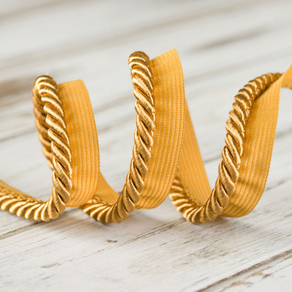7mm Large Twisted Cord w/Lip - Gold