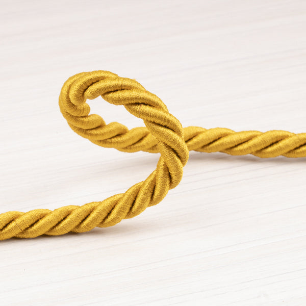 Twisted cord ⅜ po (1 cm) Gold