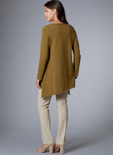 B6633 Misses' Tunic (Size: XS-S-M)