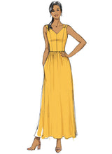 B6661 Misses' Dress (Size: 6-8-10-12-14)