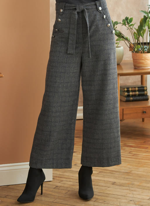 B6715 Pantalon, attache et ceinture pour Jeune Femme / Petite Jeune Femme  (Size: 6-8-10-12-14)