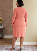 B6781 Women's Dress (Size: 26W-28W-30W-32W)