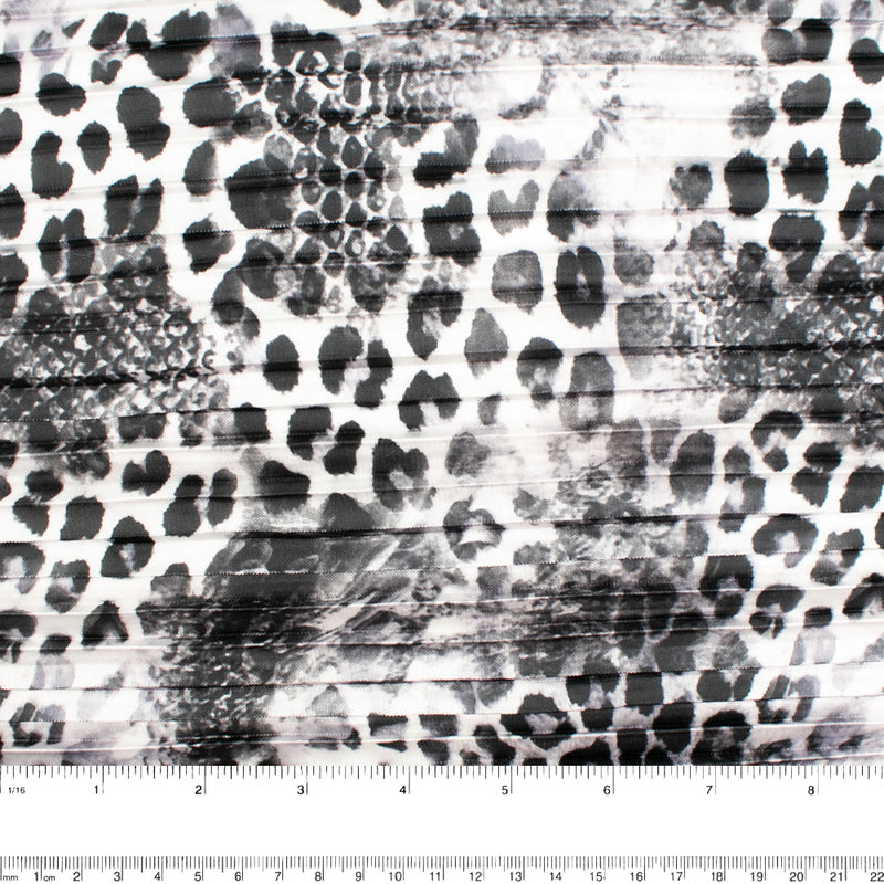 Printed Polyester - WILD LIFE - Leopard - White