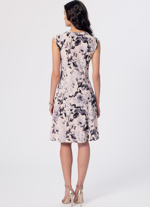 M7349 Misses'/Miss Petite Sleeveless or Raglan Sleeve, Fit and Flare Dresses