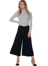 M7475 Misses' Flared Skirts, Shorts and Culottes (size: 14-16-18-20-22)