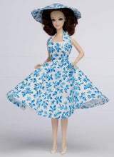 M7550 Retro-Style Clothes and Accessories for 11&frac12;" Doll (size: One Size Only)